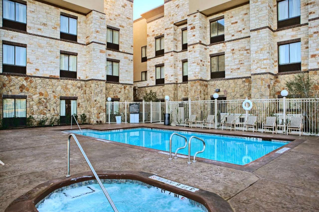 Hampton Inn & Suites - Mansfield Exterior foto